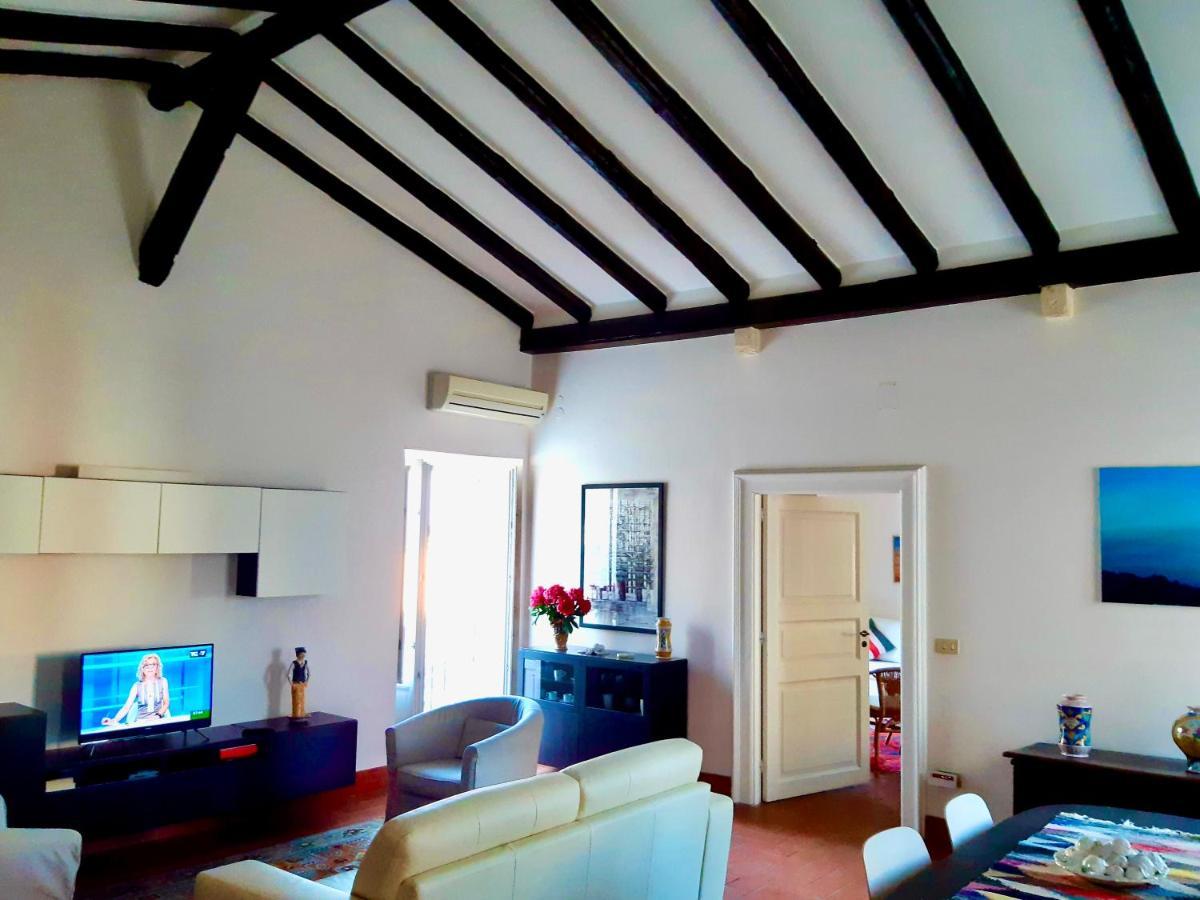 Apartment Incantevole In Palazzo Storico Ortigia Syrakus